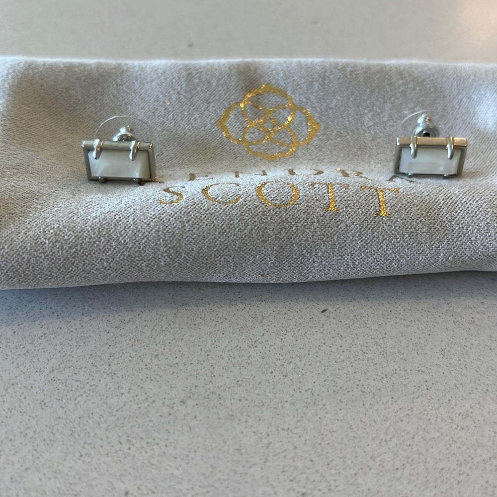Kendra Scott Earrings